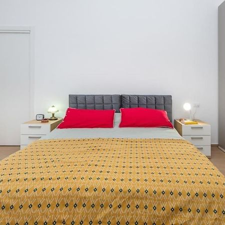 Liberty House, In Stile Retro! Apartment Milan Luaran gambar