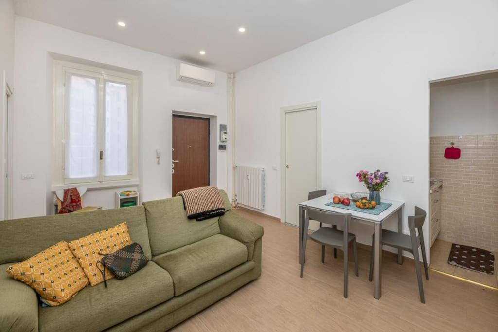 Liberty House, In Stile Retro! Apartment Milan Luaran gambar