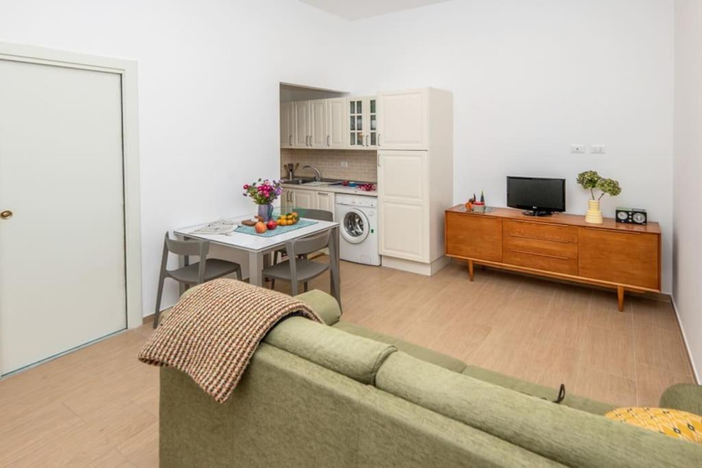 Liberty House, In Stile Retro! Apartment Milan Luaran gambar