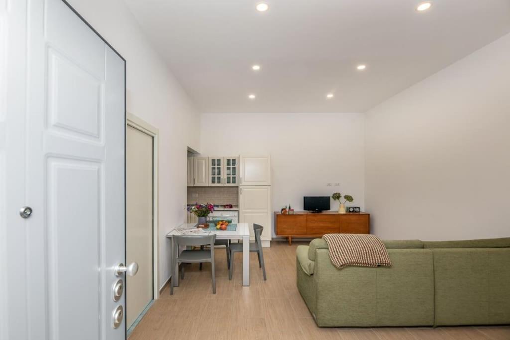 Liberty House, In Stile Retro! Apartment Milan Luaran gambar