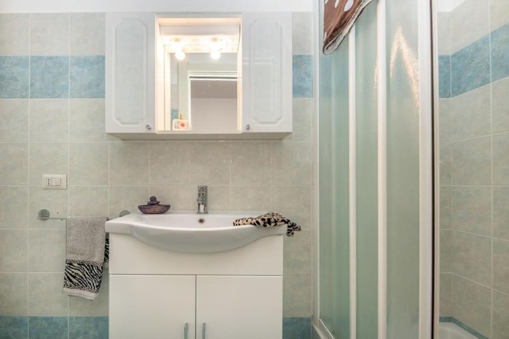 Liberty House, In Stile Retro! Apartment Milan Luaran gambar